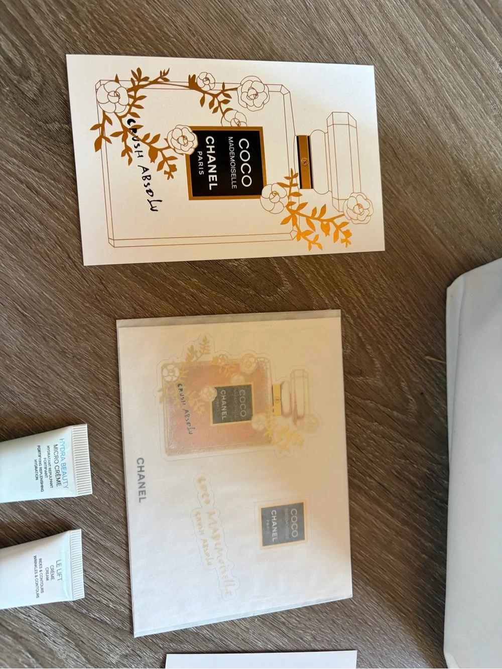CHANEL White Drawstring Skincare & Fragrance Sample Set